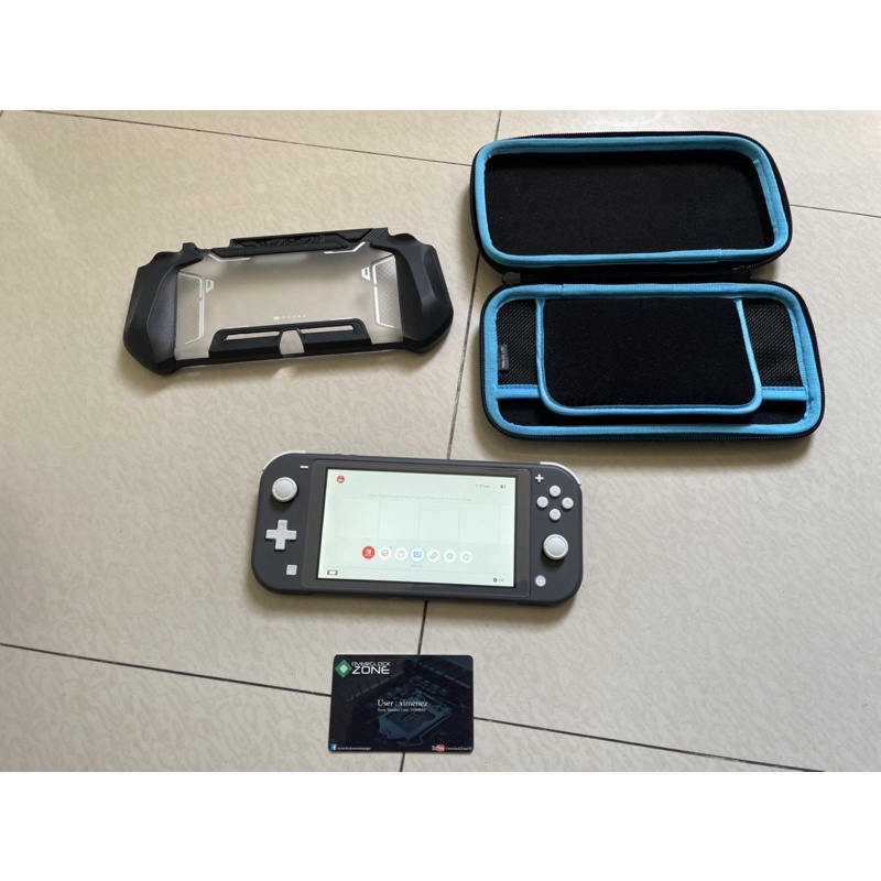 Nintendo Switch Lite grey มือสอง ขายครบชุด 4300