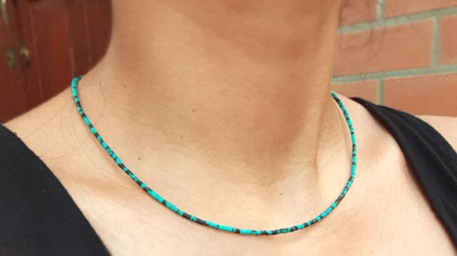 สร้อยคอหินมาลาไคต์แท้ Tiny Malachite Seed Beads Necklace