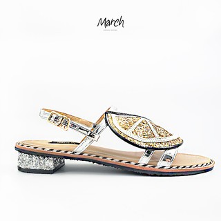 MarchShoes Lemon Sandals รองเท้าแตะกากเพชร รูปเลมอน สี ขาว และ ทอง ตกแต่งด้วยขอบหนัง มีสายรัดส้นเท้า มีพื้นยางกันลื่น