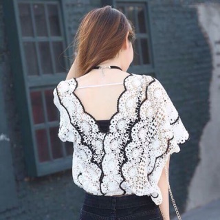 เสื้อลูกไม้+เกาะอก งานสวยแมทได้หลายชุ ฟรีไซส์มีสีเดียวจ้า