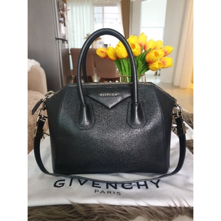 used Givenchy small year2014 สภาพโดยรวมดี แท้100%