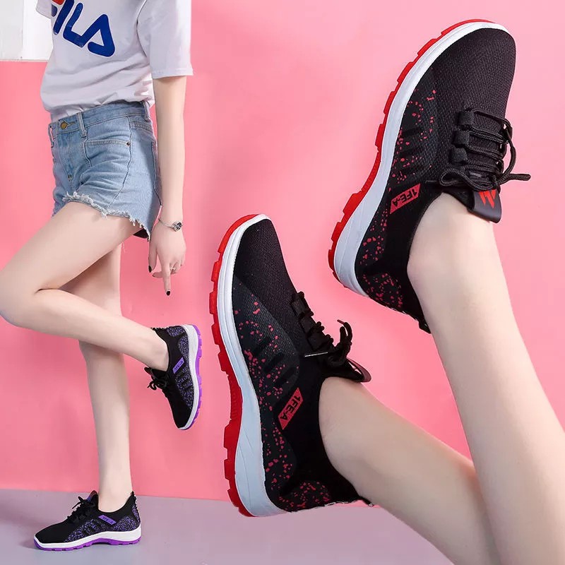 Fshoes 🍄รองเท้าผ้าใบแต่งลวดลาย มี 2 สี น้ำหนักเบา ใส่สบาย ออกกำลังกายก็ดี ใส่ลำลองก็ได้