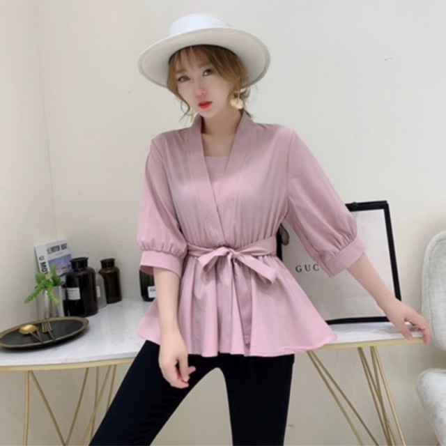 Z011 NEW TARA PINK เสื้อคอวีมีเกาะอกในตัว แขนห้าส่วน จั๊มเอว มีโบว์ผูกหน้าหลังได้ เนื้อผ้าซาร่า ผ้าดีใส่สบาย