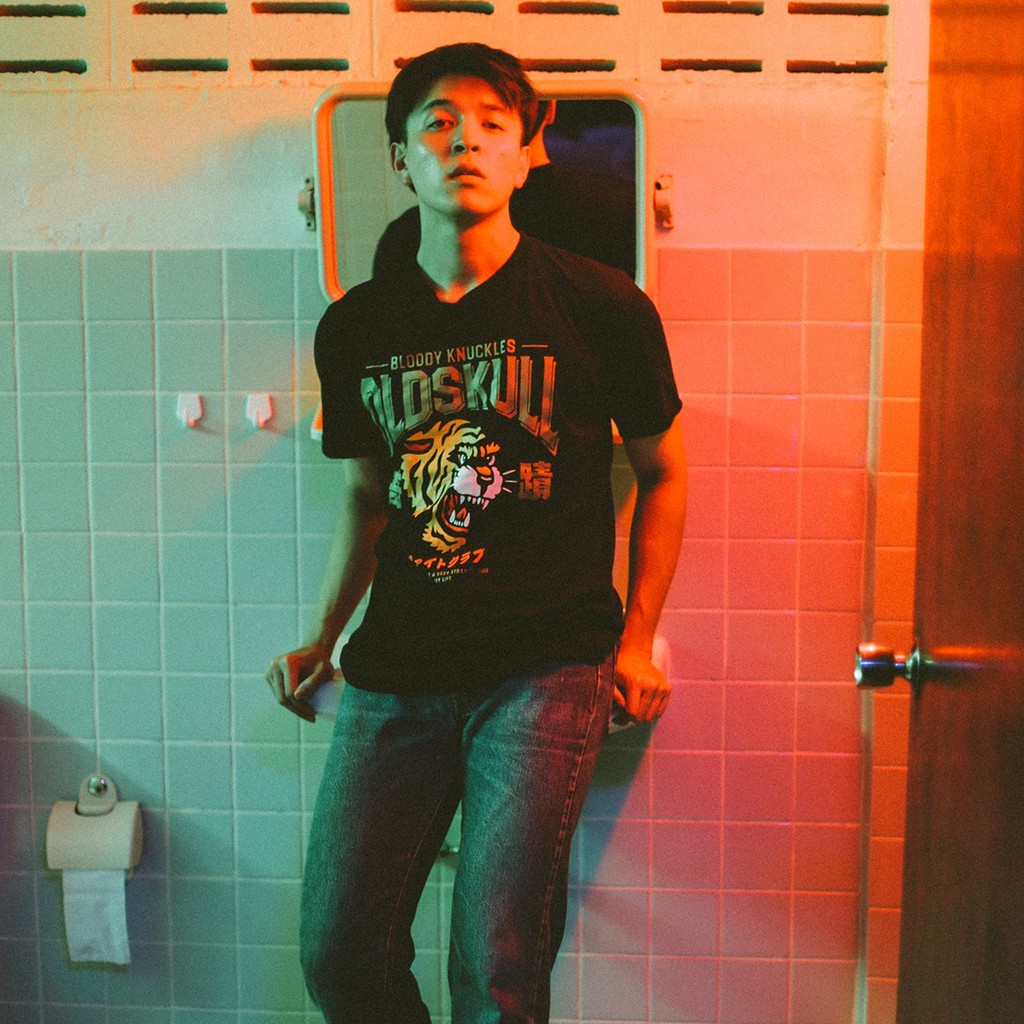 OlLDSKULL เสื้อยืด Ultimate : Bloody Knuckles