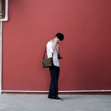 labrador WISE bag M#1 กระเป๋าสะพายไหล่หนังแท้ (LAA099)
