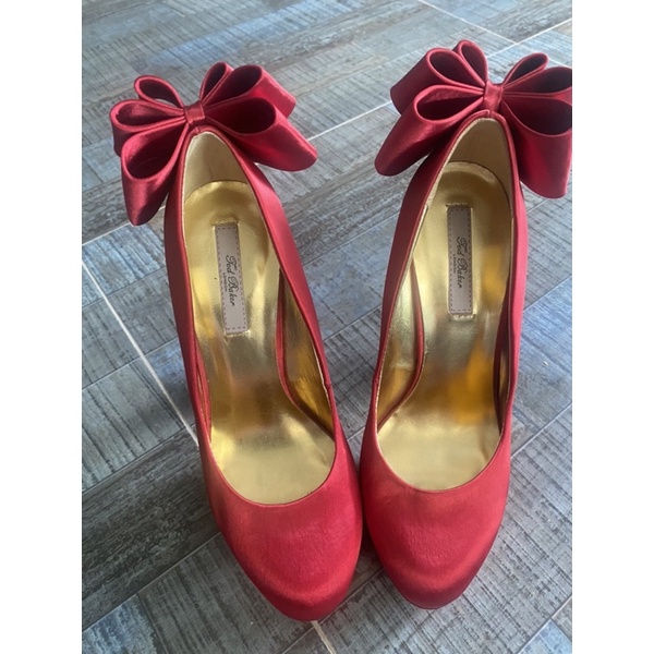 รองเท้าส้นสูง ted baker สีแดง