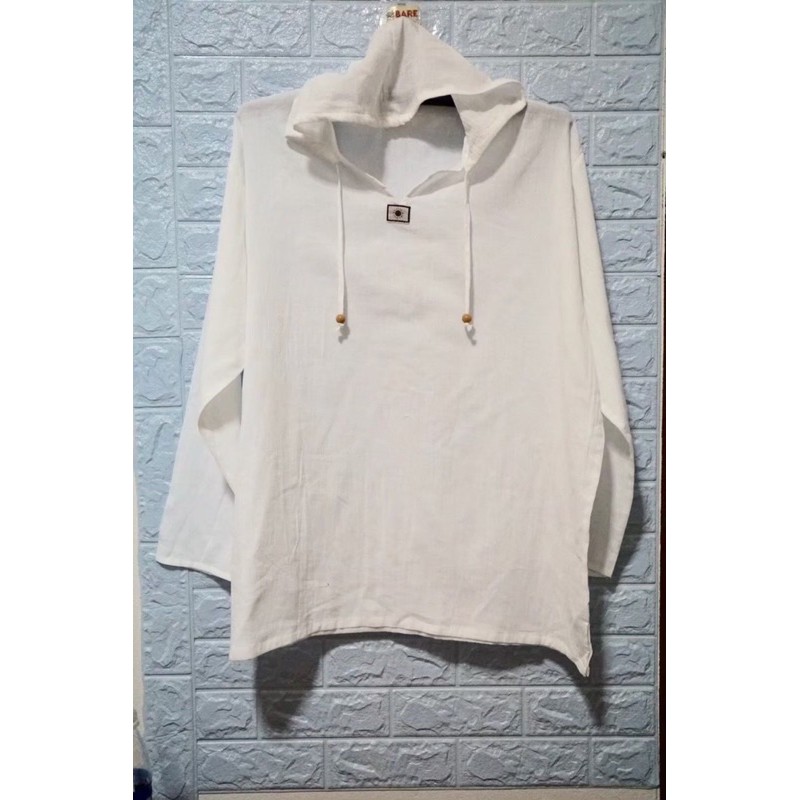 เสื้อแขนยาว สีขาว ผ้าสาลู มีหมวก