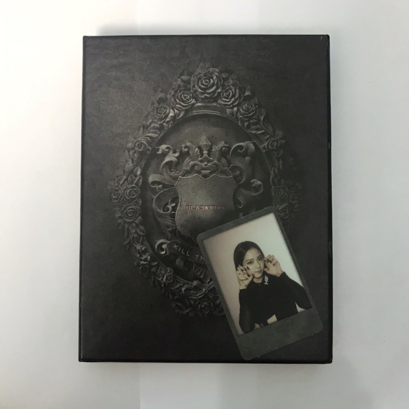KILL THIS LOVE ALBUM VERSION BLACK +JISOO PHOTOCARD