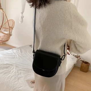 (ส่งด่วน)xspeedfashion(X1748) กระเป๋าหนังสะพายข้างทรงกล่อง ครึ่งวงกลม