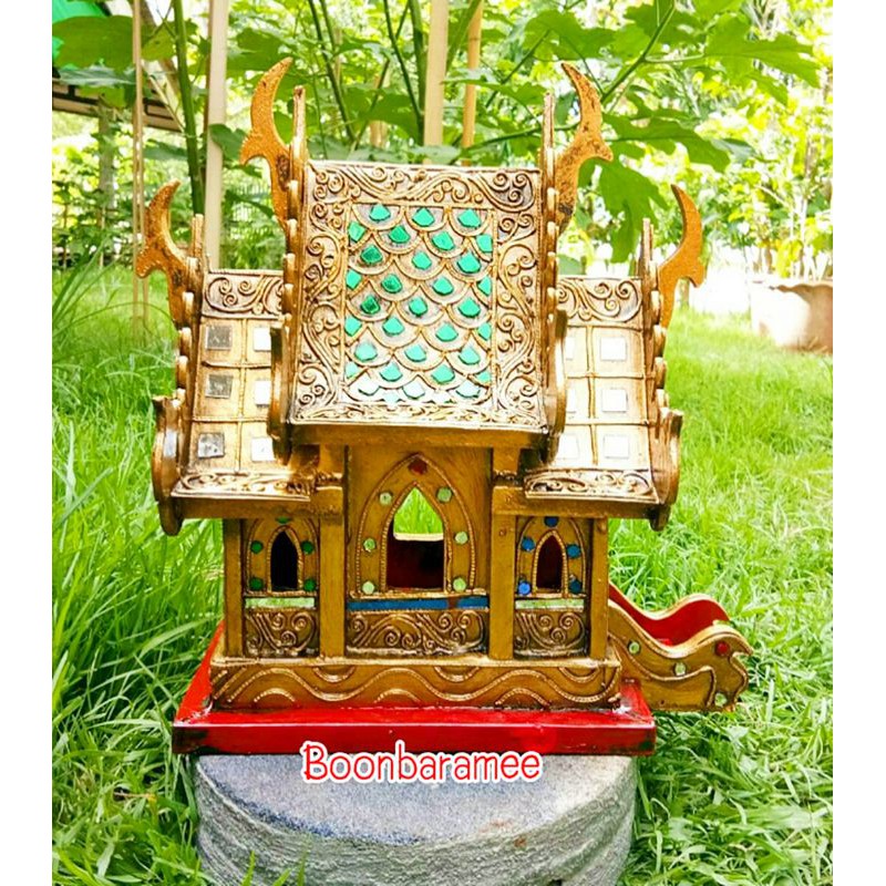 🏘️ศาลพระภูมิไม้สีทอง Spirit House ตกแต่งแบบโบราณ ศาลตายาย บ้านไอ้ไข่ หลังคาสองชั้น ประดับด้วยกระจกสี