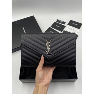 Used once Super like very newww  ysl woc 9 caviar อะไหล่เงิน y.2020