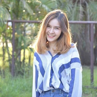 เสื้อคอวีแขนยาว