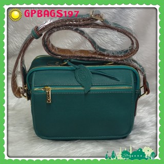 กระเป๋าสะพาย,GPBAGS197ผลิตจากหนังวัวแท้ใช้ได้ทั้งชายและหญิงค่ะมีสีให้เลือกกันหลายสีใช้งานทนทานค่ะ