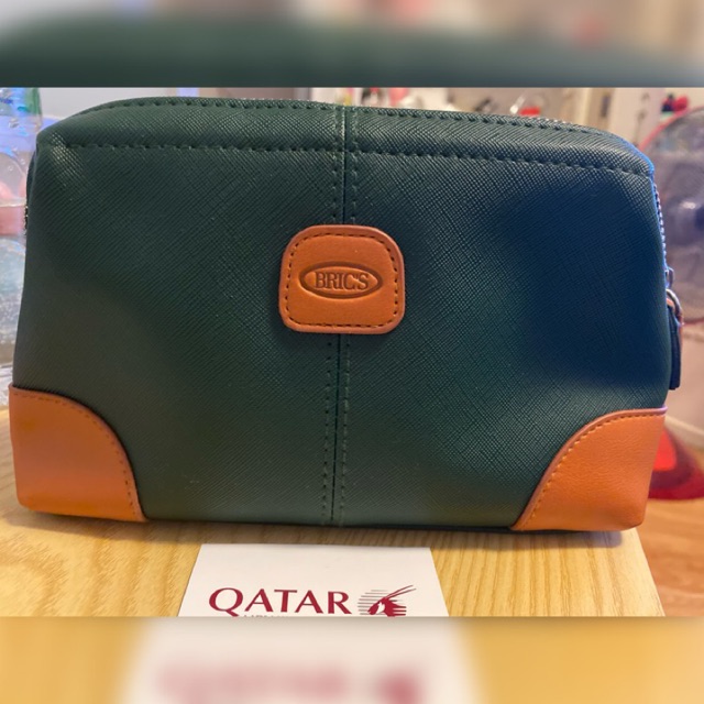 Brics Amenity kit กระเป๋าสายการบิน Qatar