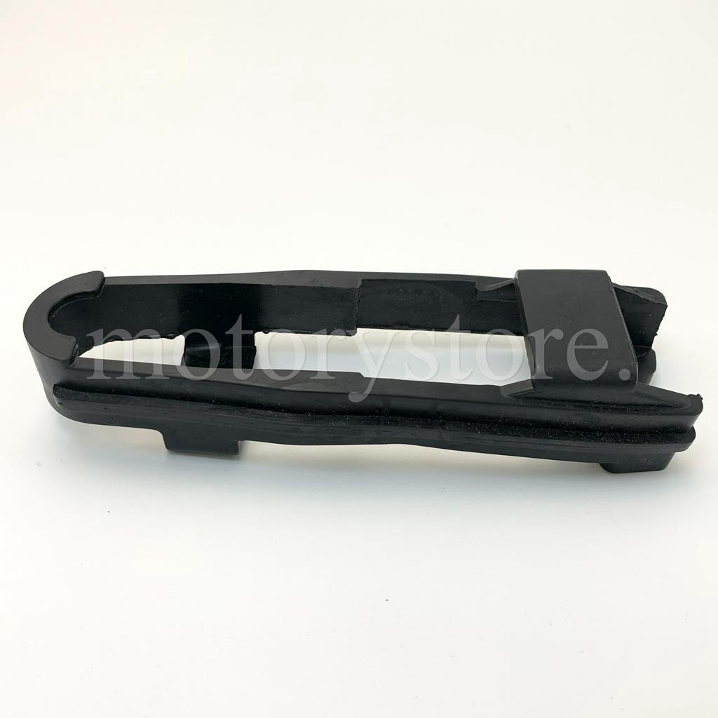 YAMAHA LC135 NEW - SWING ARM RUBBER GETAH ARM CHAIN GUIDE RUBBER LC135 V2 V3 V4 V5