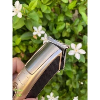 KEMEI KM-5017ปัตตาเลี่ยนกันขอบแบบไร้สายแกะลายทางร้าน#ลับคม #แต่งบาง #ลับฟันบนบางให้แล้วพร้อมใช้งานสามารถนำไปใช้ได้เลยค่ะ