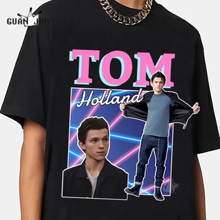 คอลูกเรือเสื้อยืด พิมพ์ลายกราฟฟิค Tom Holland สไตล์ฮาราจูกุย้อนยุค ยุค 90S สําหรับผู้ชายS-5XL