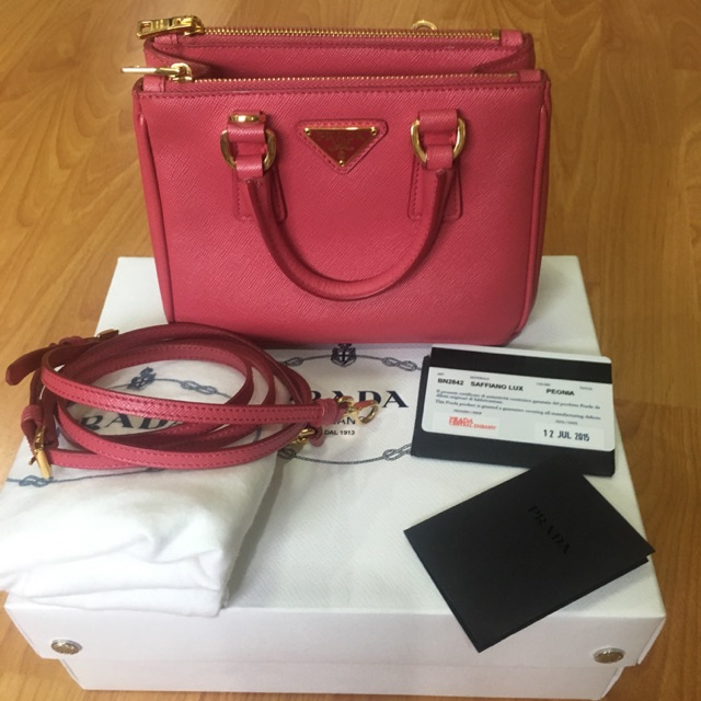 Prada saffiano lux peonia