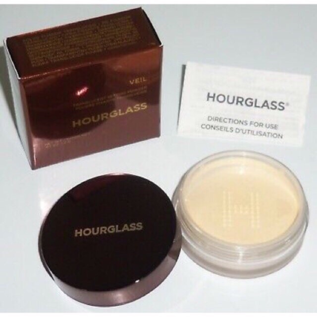 HOURGLASS Veil™ Translucent Setting Powder