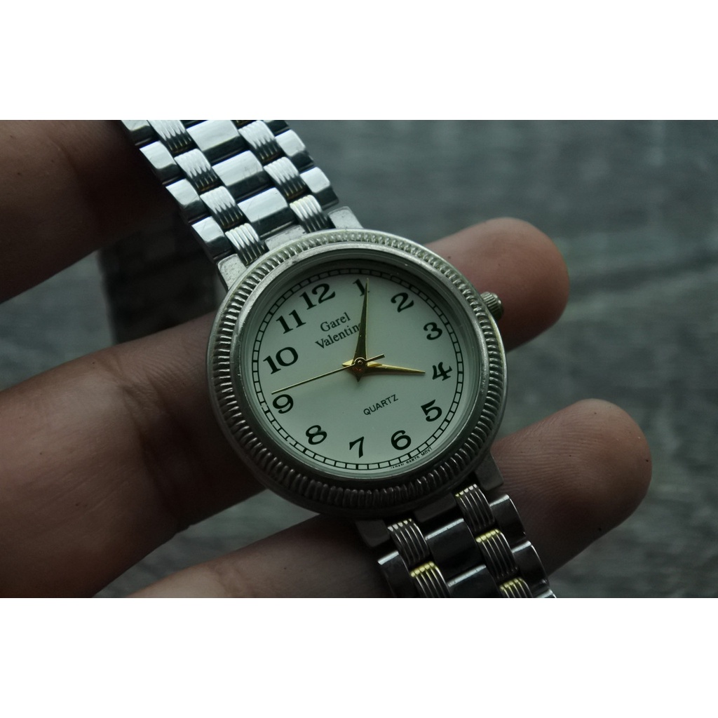 นาฬิกา Vintage มือสองญี่ปุ่น Gael ValentinoระบบQuartz ผู้ชาย ทรงกลม กรอบเงิน หน้าขาว หน้าปัด 34mm