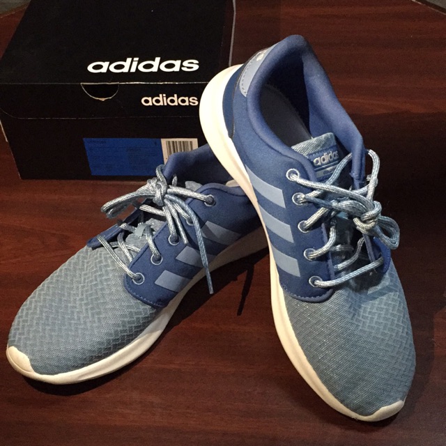 Adidas รองเท้าผ้าใบสำหรับวิ่ง รองเท้าผู้หญิง