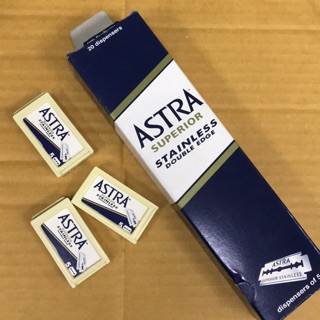 ใบมีดโกนสองคม ตรา แอสต้า Astra 1กล่องบรรจุ5ใบ(เซต10กล่อง)