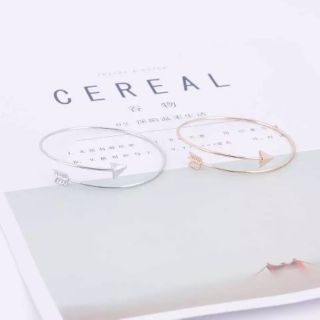 กำไลลูกศร • Arrow Bangle