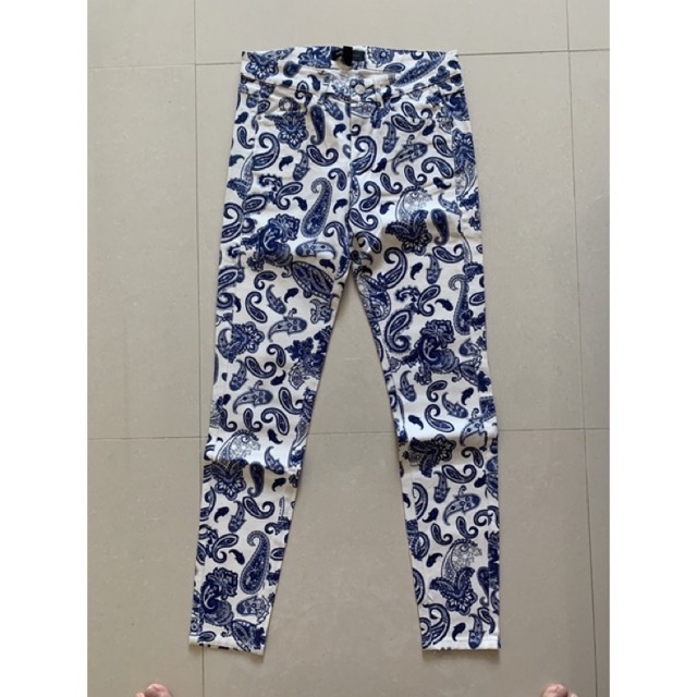 กางเกงยีนส์ MNG มือสองสภาพดีมาก