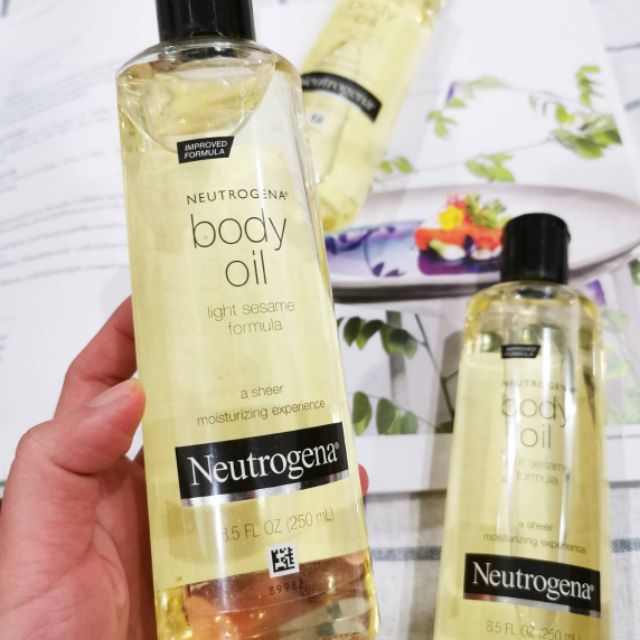 Nuetrogena Body Oil Light Sesame Formula ขนาด 250ml.