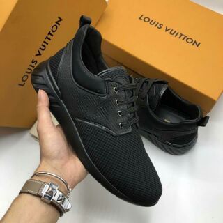 Louis Vuitton Sneaker