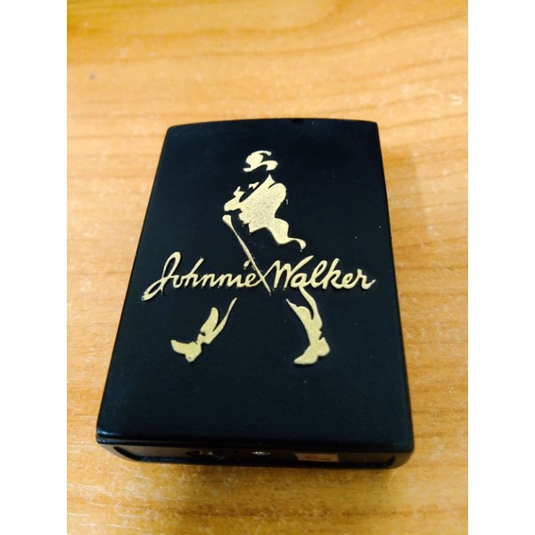 ไฟแช็ค ของสะสม Johnny Walker สีดำ สวยงาม หรูหรา หายาก