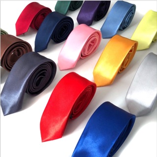 เนคไทไหมสีพื้น Slim necktie