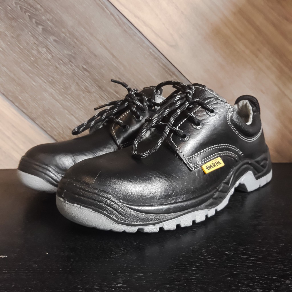 ?[ลดสุดแรงแค่ 7 วัน] รุ่น SLBS-7220 รองเท้าเซฟตี้หัวเหล็ก DARPA SAFETY SHOES (หุ้มส้น) ทำจากหนังแท้+พื้นพียูPUกันลื่น