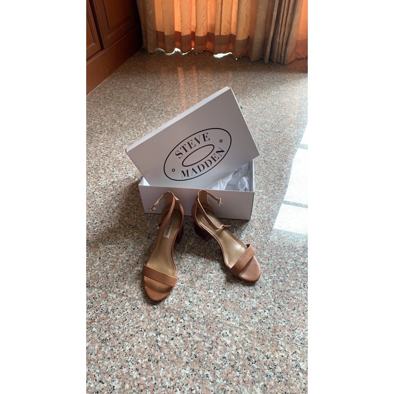 รองเท้าส้นสูง STEVE MADDEN ของแท้!! สีน้ำตาล พร้อมกล่อง