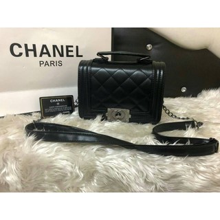 กระเป๋าแฟชั่น ทรงชาแนลบอย CHANEL BOY ตาราง อะไหล่ดำ