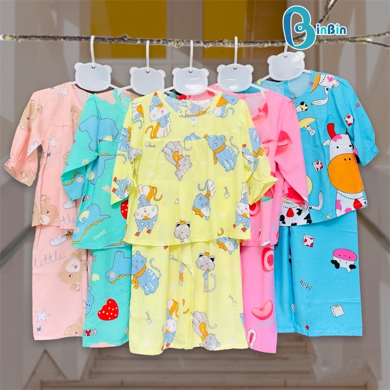 ชุดเด็กทารกแขนยาวและแขนยาวผ้าลินินที่สวยงาม