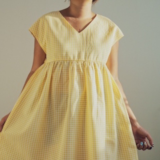 เดรส เอมิ ลายสก๊อตเหลือง Ami dress yellow gingham