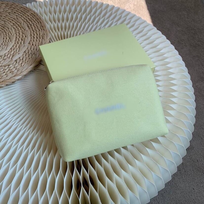 Chanelกระเป๋าเครื่องสำอางค์