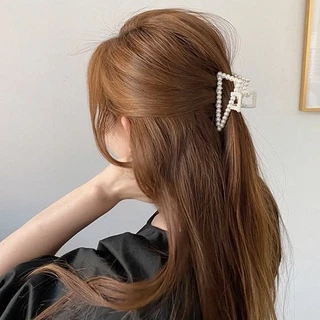 Fashion กิ๊บกิ๊บไข่มุกสไตล์เกาหลี กิ๊บฟันฉลาม มีให้เลือก7แบบ (ราคา/ชิ้น) พร้อมส่งจากไทย Q-134
