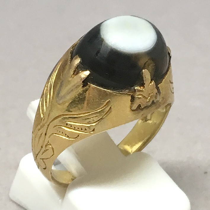 จิวเวอร์รี่มือสอง ของแท้ แหวนทองคำงานไทยโบราณ ประดับหินลูกปัด ตัวเรือนทองแกะลาย