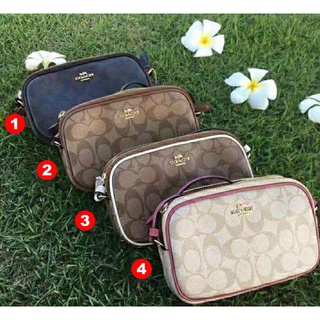 Coach 77996 กระเป๋าสะพายข้างลายซิกเนเจอร์แคนวาส Women Sling Camera Bag