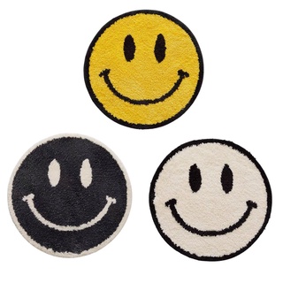 [ พร้อมส่ง ]-พรม smiley face วงกลมรุ่นขนยาวนะคะ น้องมา 3 สีเลยรอบนี้มีสีเหลือง ขาว และดำ