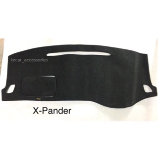 พรมปูคอนโซลหน้ารถ Xpander