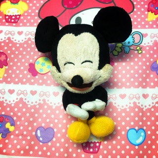 Disney 💝ตุ๊กตา mickey mouse งานเครื่องค่ะแต่ไม่ติดแล้ว