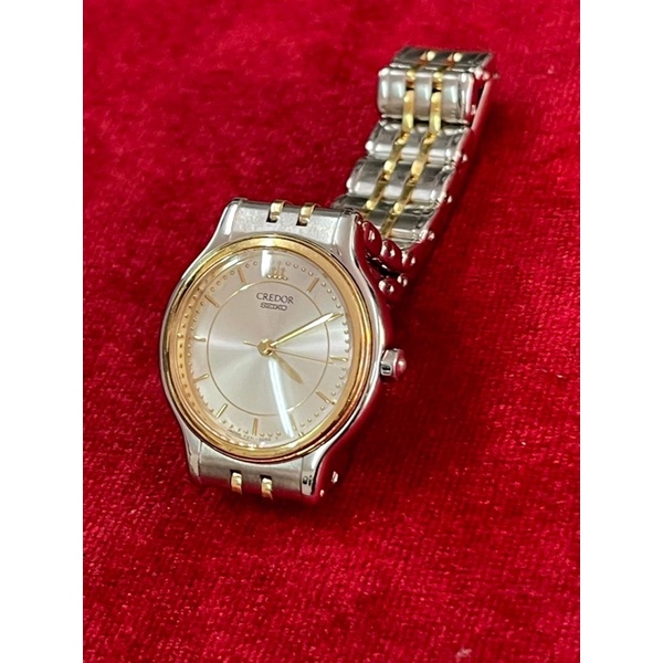 SEIKO รุ่น CREDOR 👠ระบบ QUARTZ ตัวเรือนสแตนเลสขอบทองคำแท้🏆 18 K เลดี้