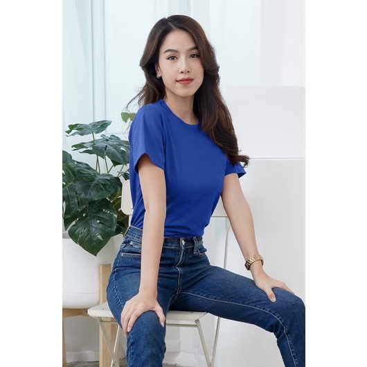 เสื้อยืด (ออกใบกำกับภาษีได้) สีน้ำเงิน คอกลม คอวี  (พร้อมส่ง สินค้าผลิตในไทย)