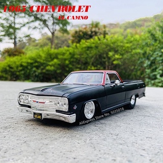 1:25 1965 Chevrolet EL Camino (Outlaws) [Maisto]