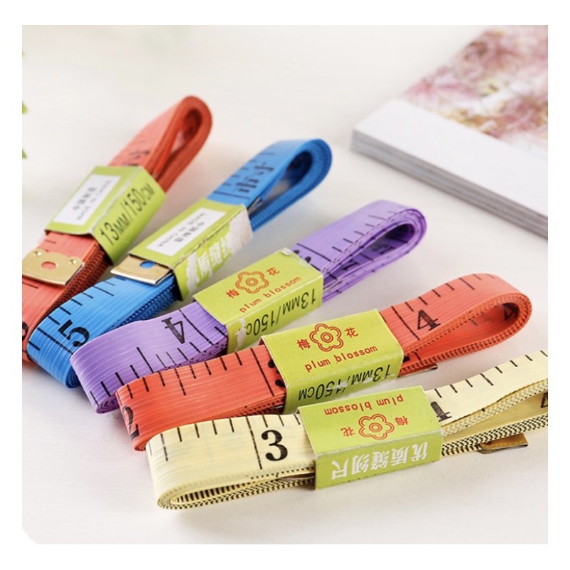 สายวัด ยาว 150 ซม. มีสี เหลืองอ่อน, สีเหลืองเข้ม, สีน้ำน้ำเงิน, สีเขียว, สีขาว, สีชมพู