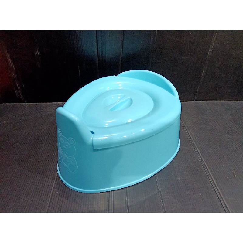 กระโถน กระโถนเด็ก มีฝาปิด ปั้มลายน่ารัก สีพาสเทล ทำจากพลาสติก  ขนาด กว้าง20ยาว 23สูง14 เซน พร้อมส่ง - รูปที่ 2