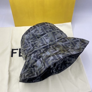 CLEARANCE SALE!! Fendi Bucket Hat หมวก บัคเกต size M(58) เฟนดิ ของแท้ ส่งฟรี EMS ทั้งร้าน